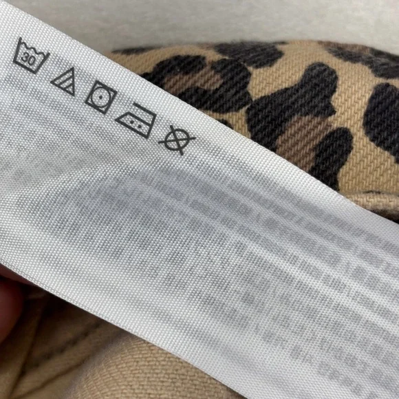 Abercrombie & Fitch The Barrel Jean Mid Rise Leopard Print Denim 26 Regular New - Picture 10 of 13